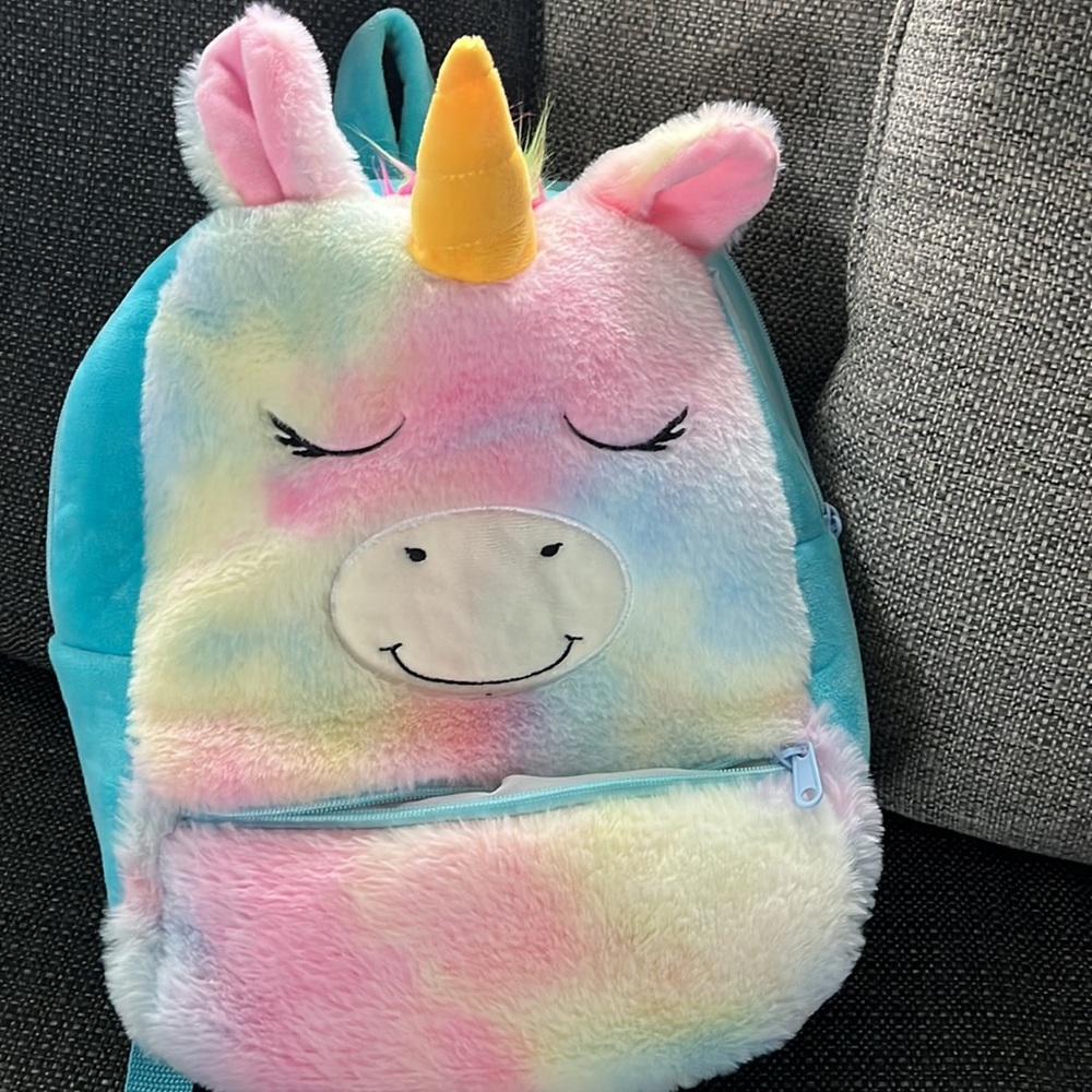 Unicorn fuzzy backpack